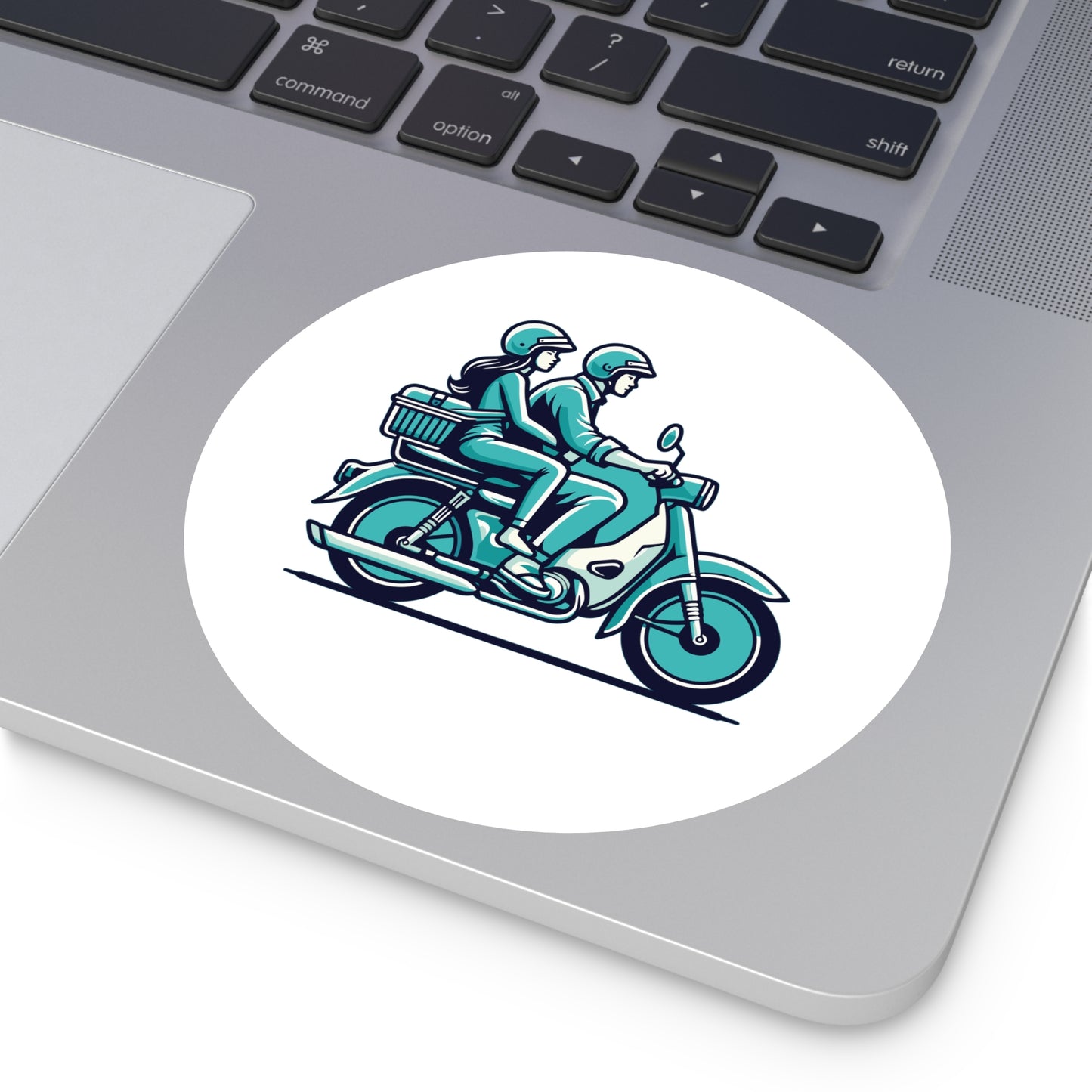 Round Sticker | Couple on the Road