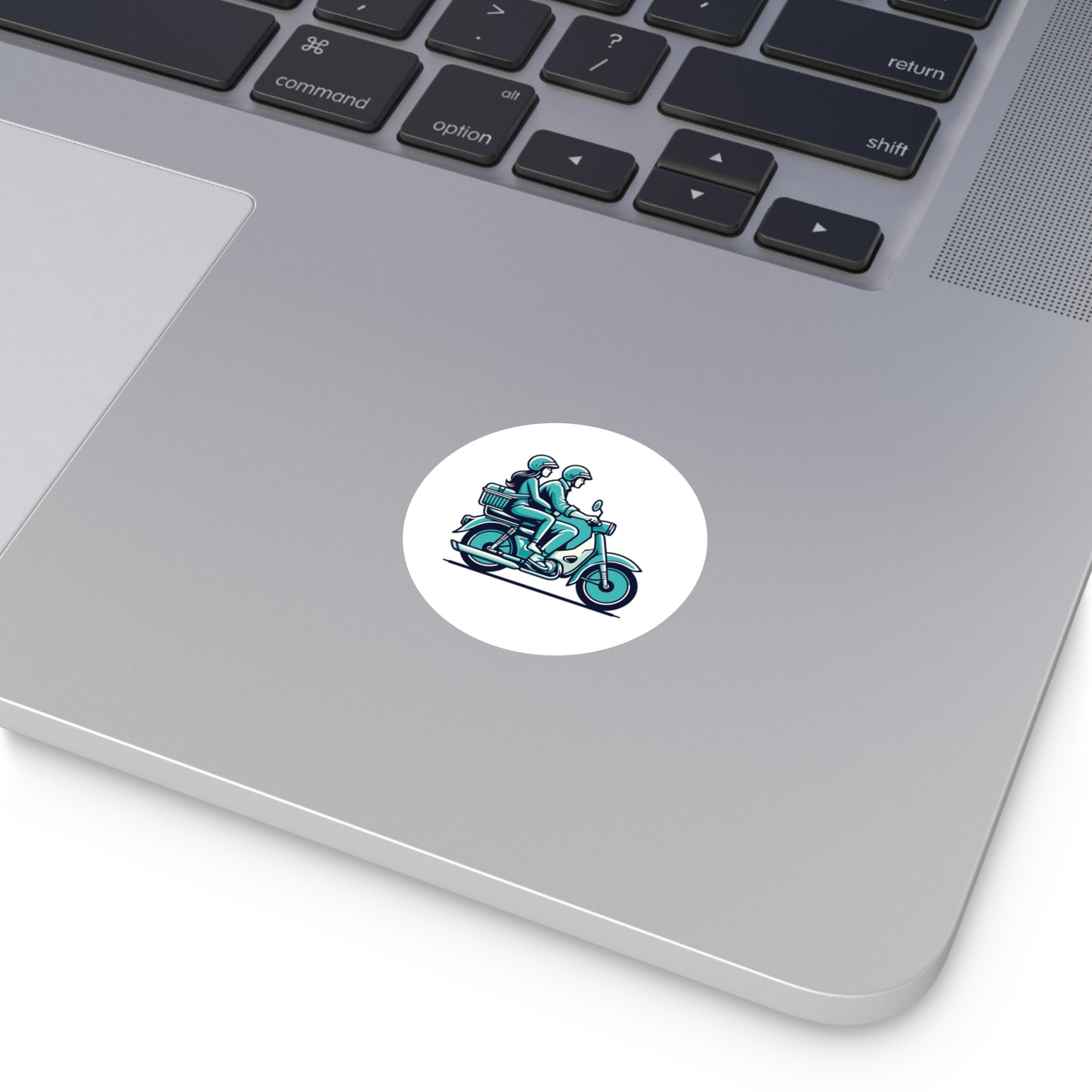 Round Sticker | Couple on the Road