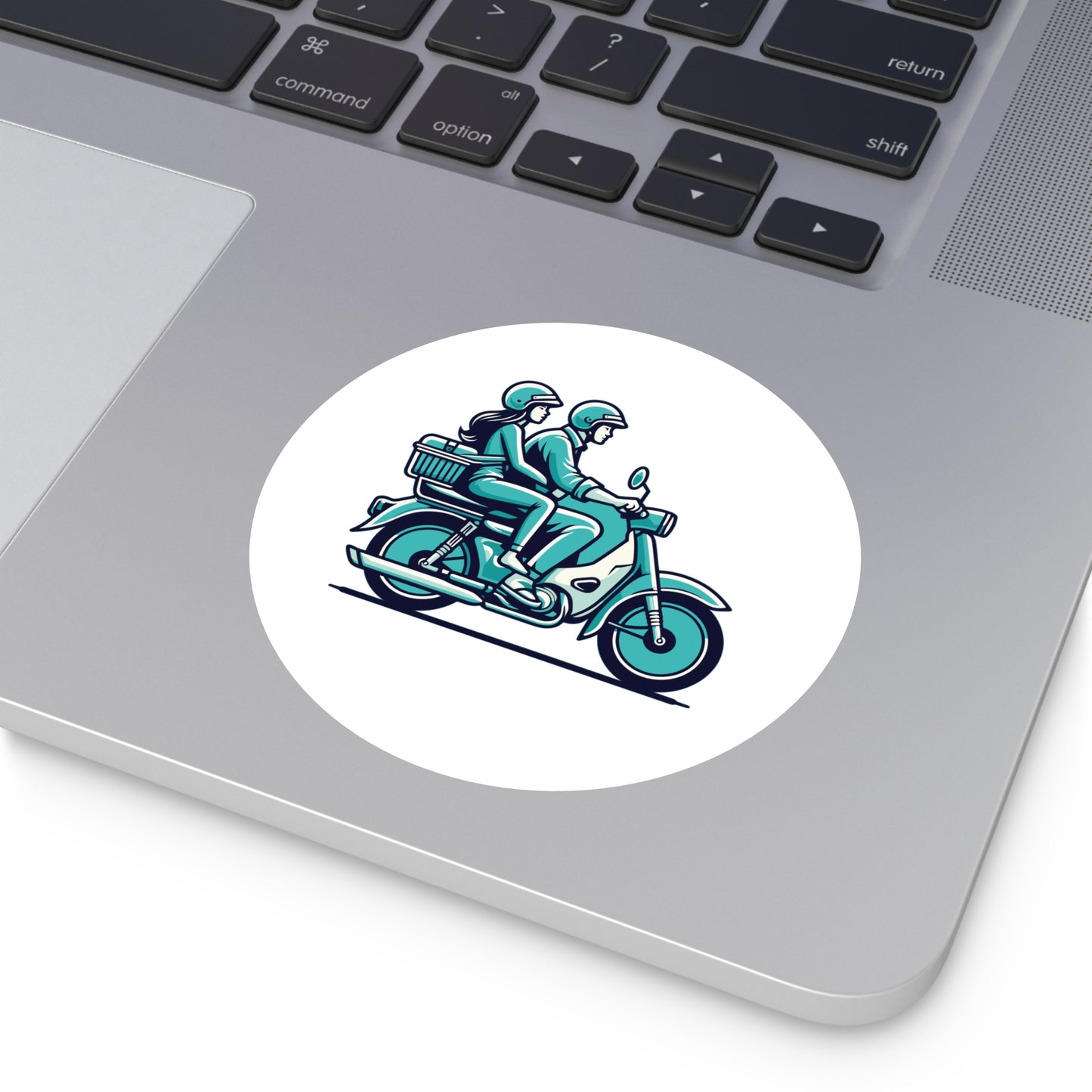 Round Sticker | Couple on the Road