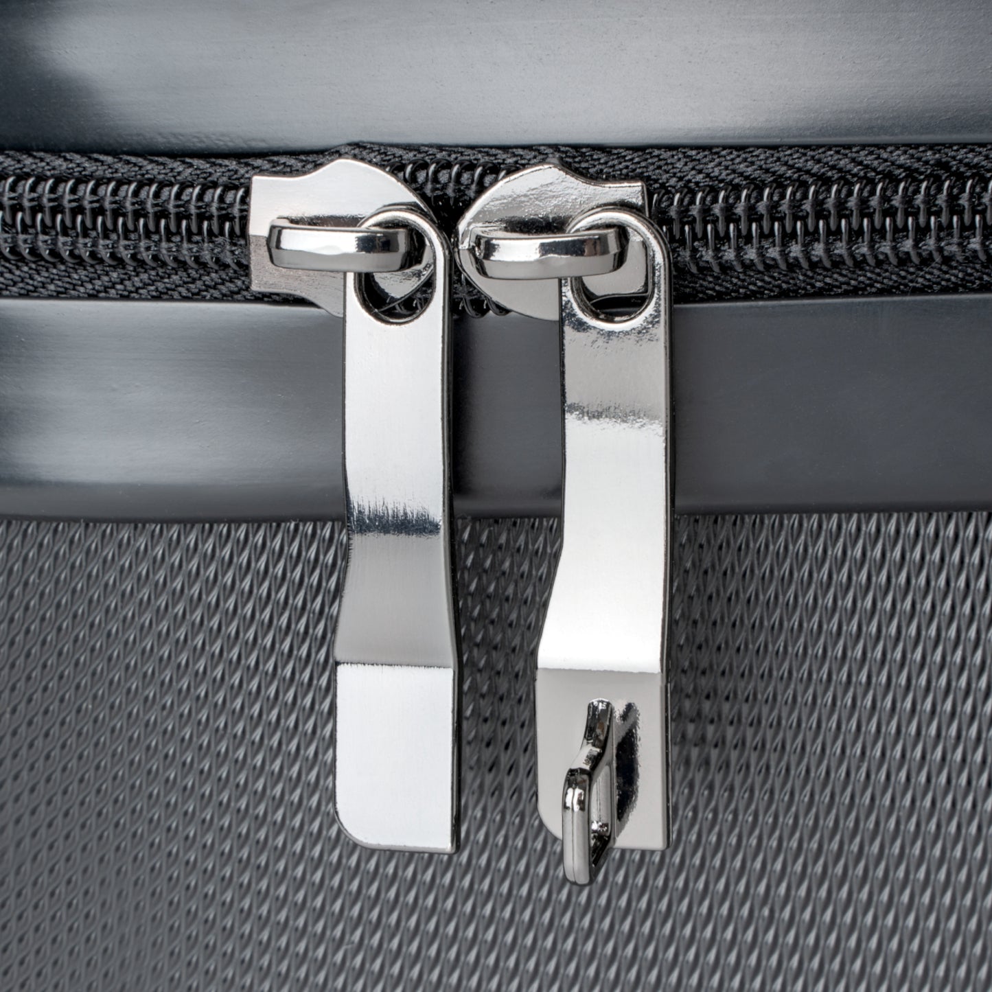 Minimalist Guitar Suitcase | Let Your Journey Sing