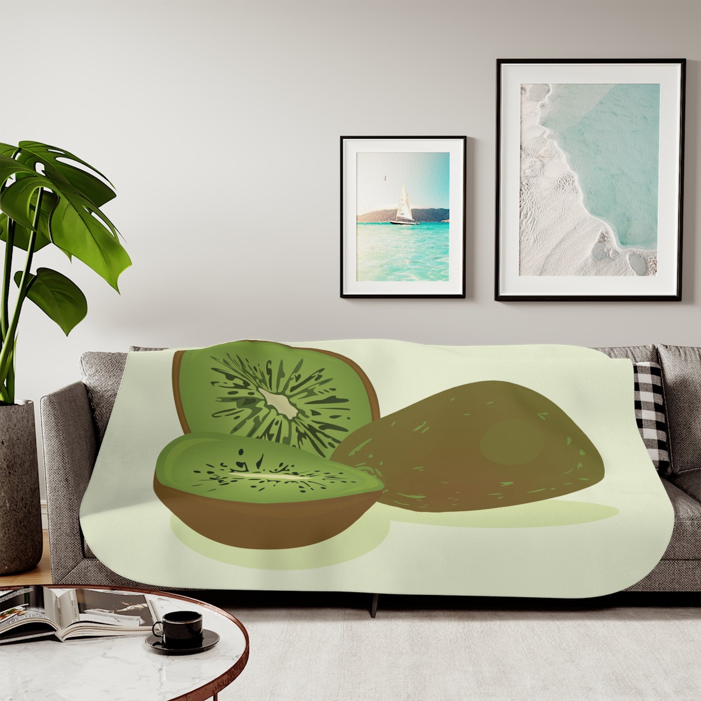 Hug a Kiwi Daily | Sherpa Blanket with Kiwi Print | Cozy – Fresh – Unique